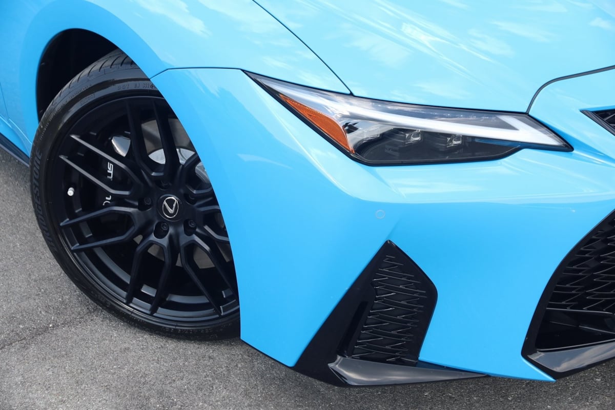 2024 Lexus IS 500 F SPORT Performance photo 19