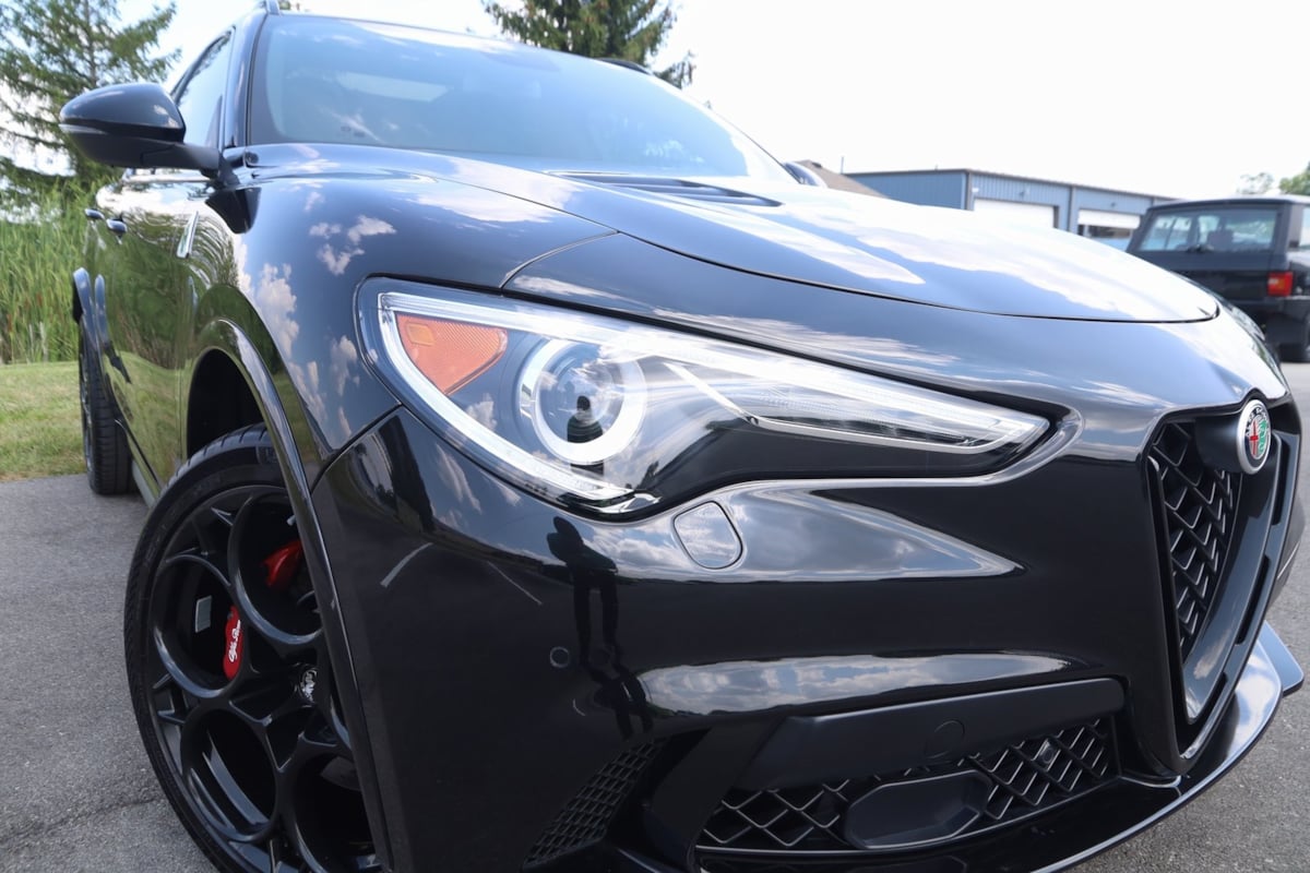 2023 Alfa Romeo Stelvio Quadrifoglio photo 18