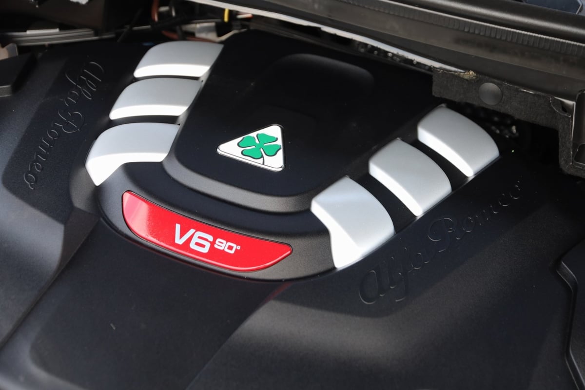 2023 Alfa Romeo Stelvio Quadrifoglio photo 21