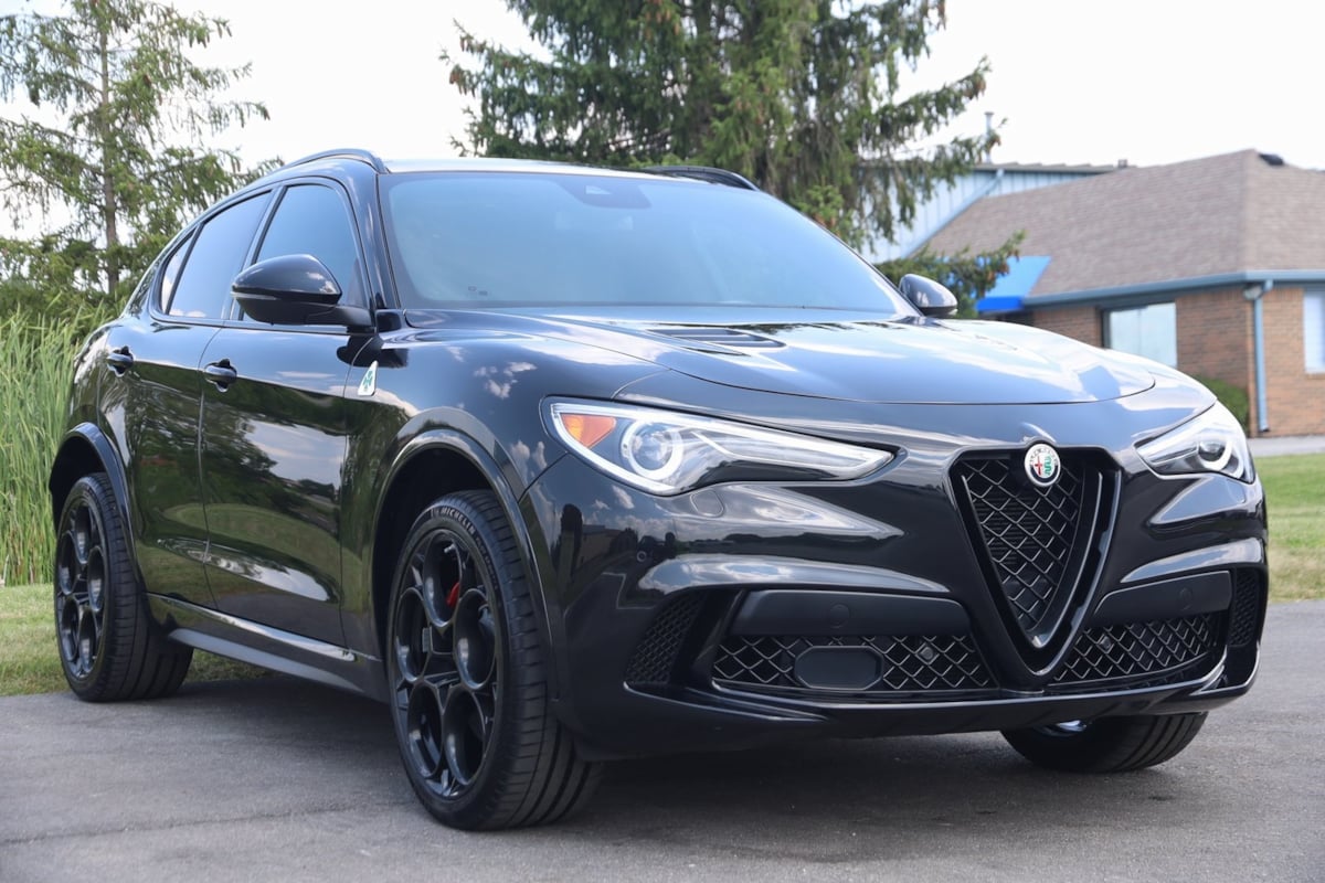2023 Alfa Romeo Stelvio Quadrifoglio photo 22