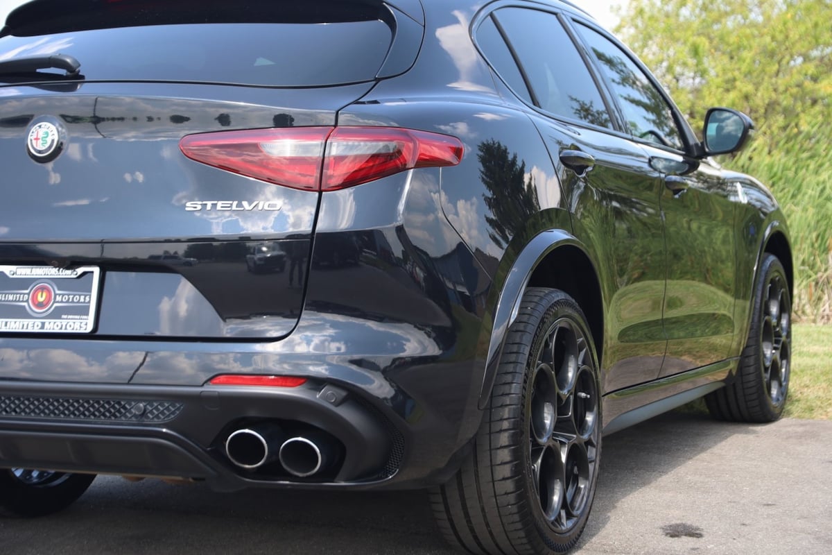 2023 Alfa Romeo Stelvio Quadrifoglio photo 64