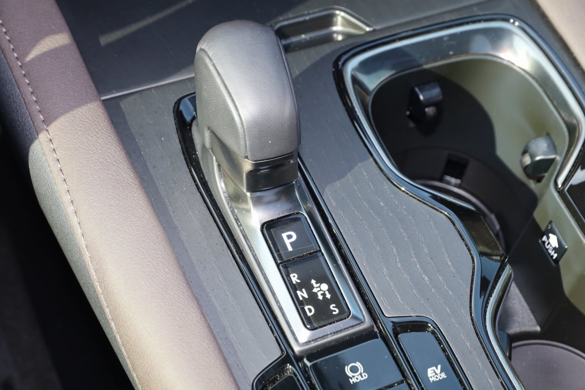 2023 Lexus RX 350h Luxury AWD photo 3