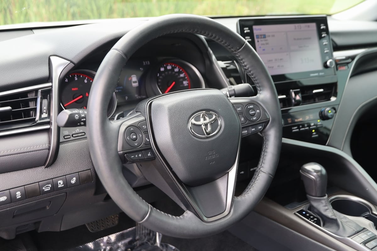 2023 Toyota Camry XSE photo 2