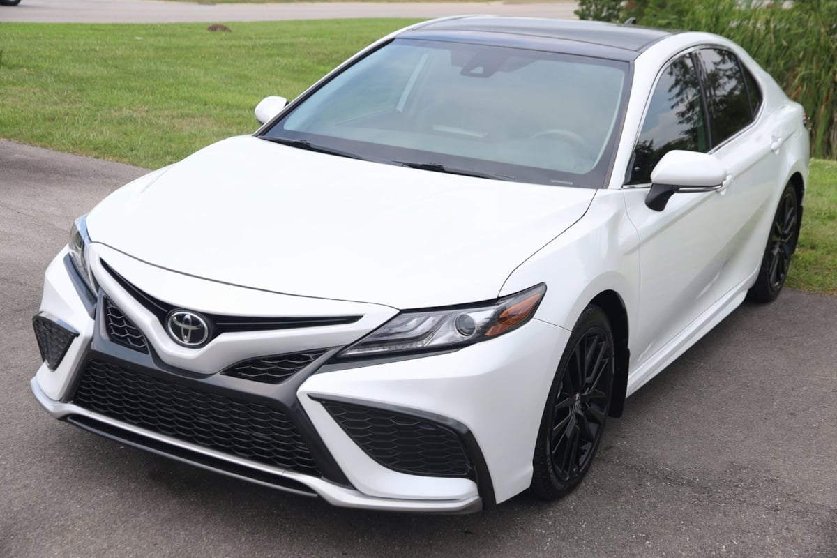 2023 Toyota Camry XSE photo 19