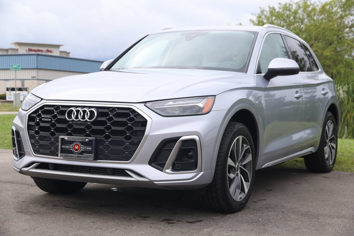 2022 Audi Q5 S line Premium Plus photo 4