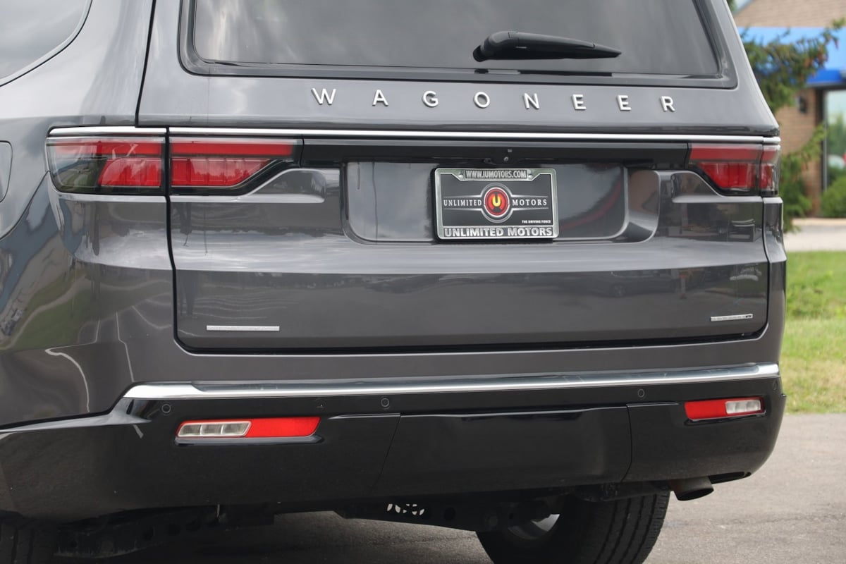 2022 Jeep Wagoneer Series II photo 19
