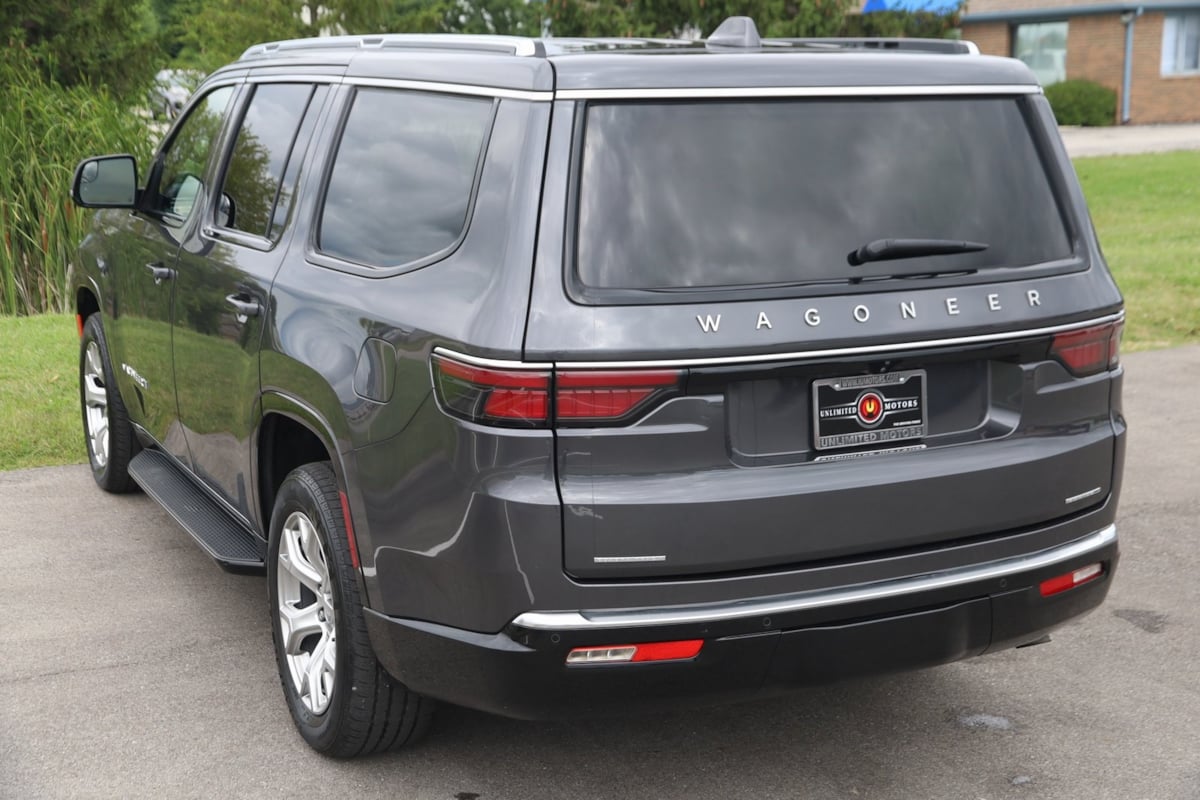 2022 Jeep Wagoneer Series II photo 21