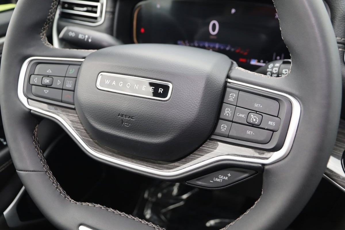 2022 Jeep Wagoneer Series II photo 41