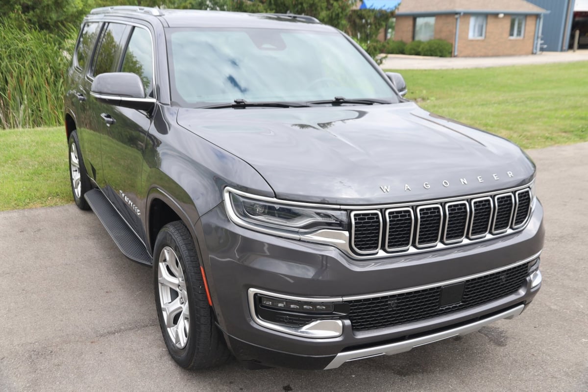 2022 Jeep Wagoneer Series II photo 45