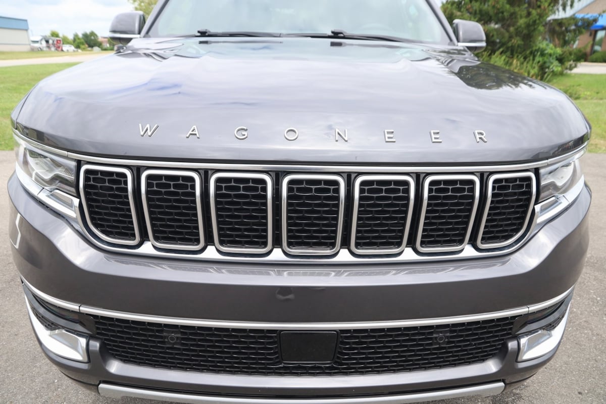 2022 Jeep Wagoneer Series II photo 47