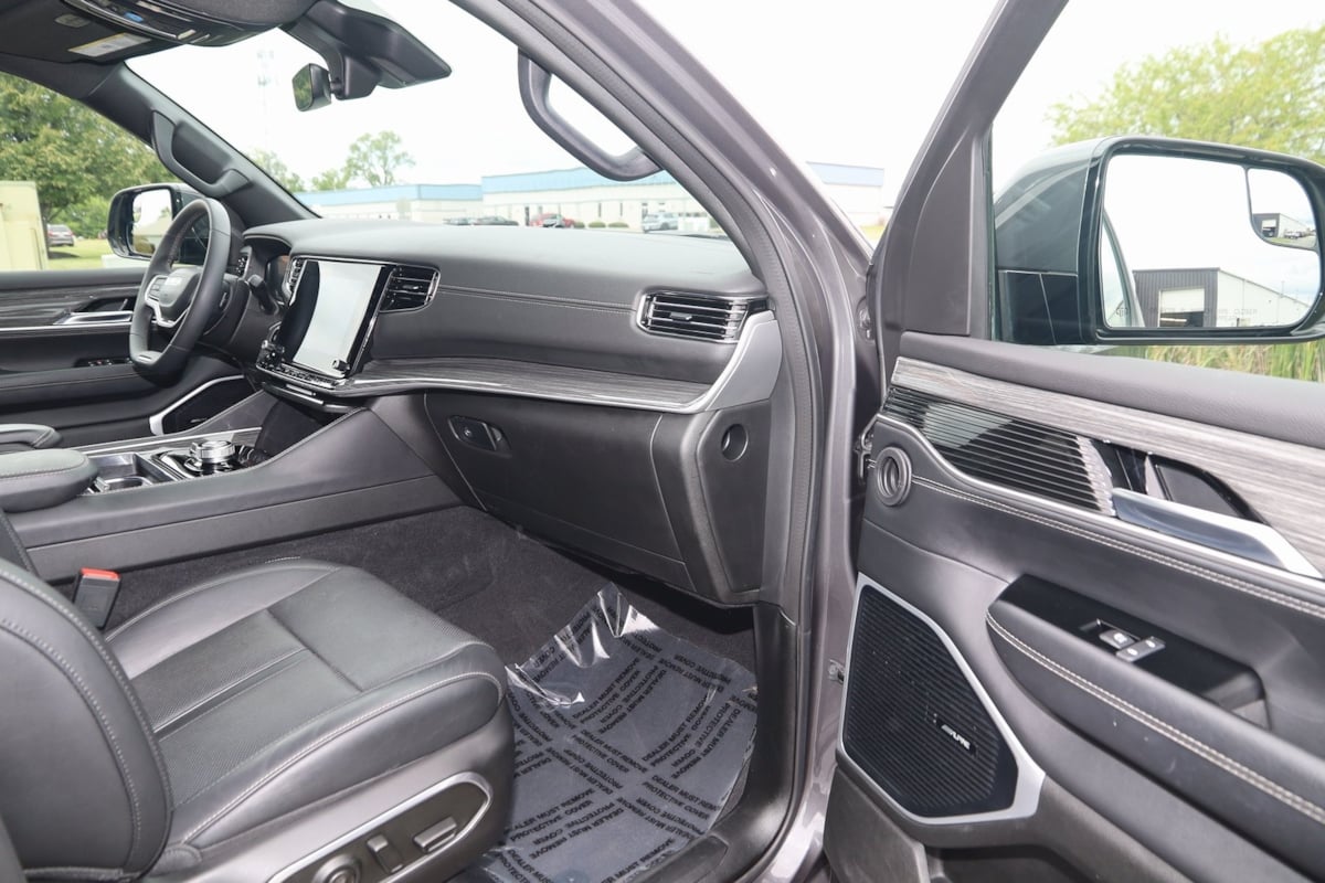 2022 Jeep Wagoneer Series II photo 50