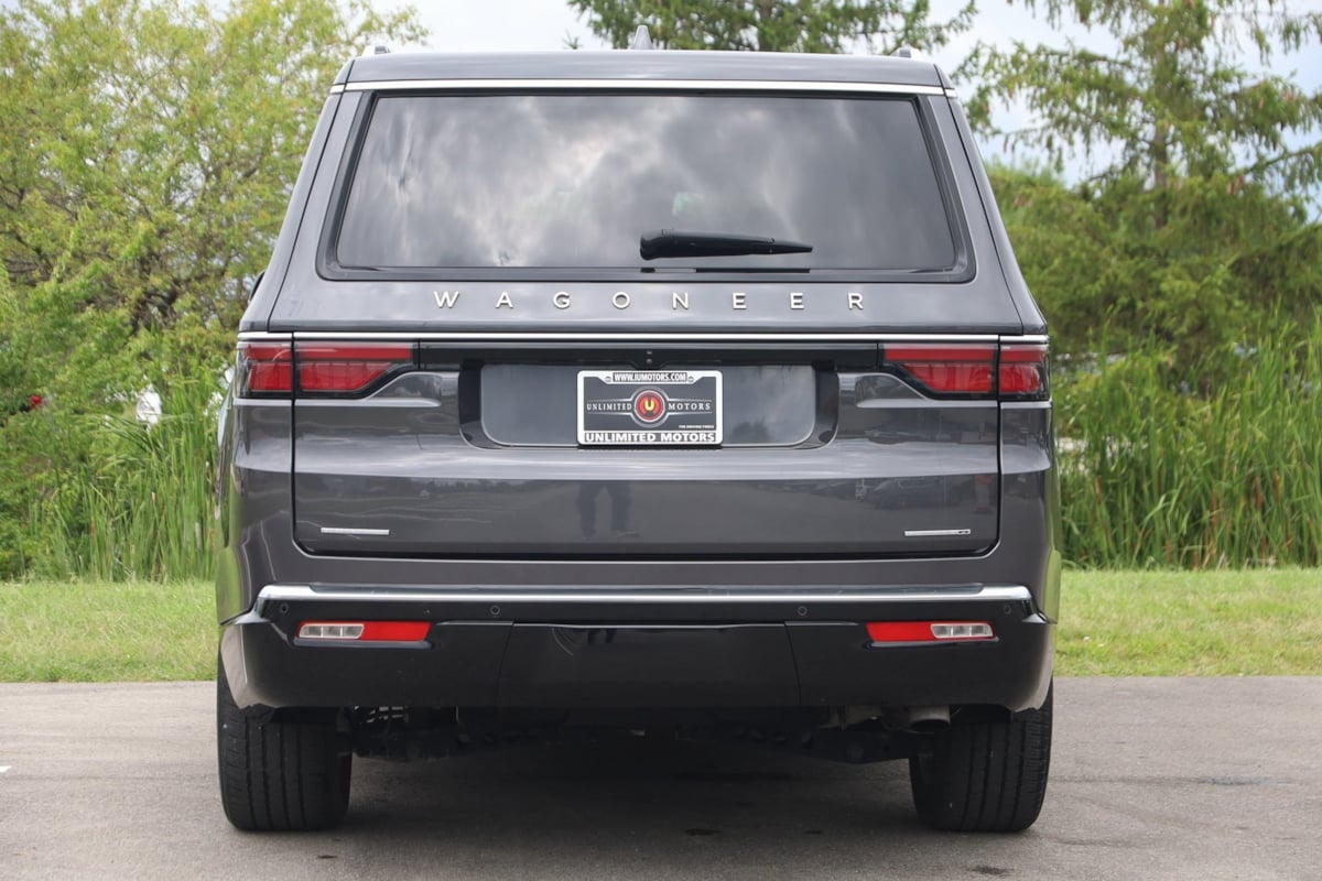 2022 Jeep Wagoneer Series II photo 56