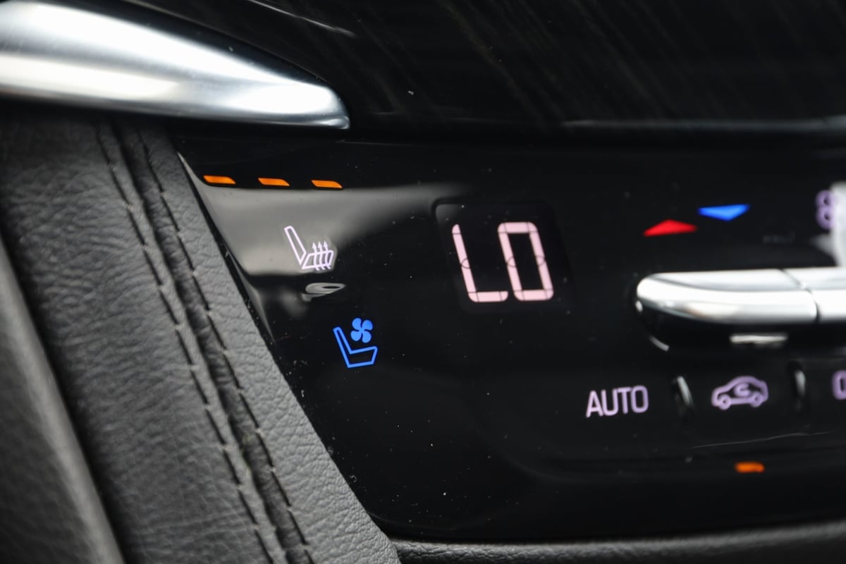 2023 Cadillac XT6 Premium Luxury photo 5