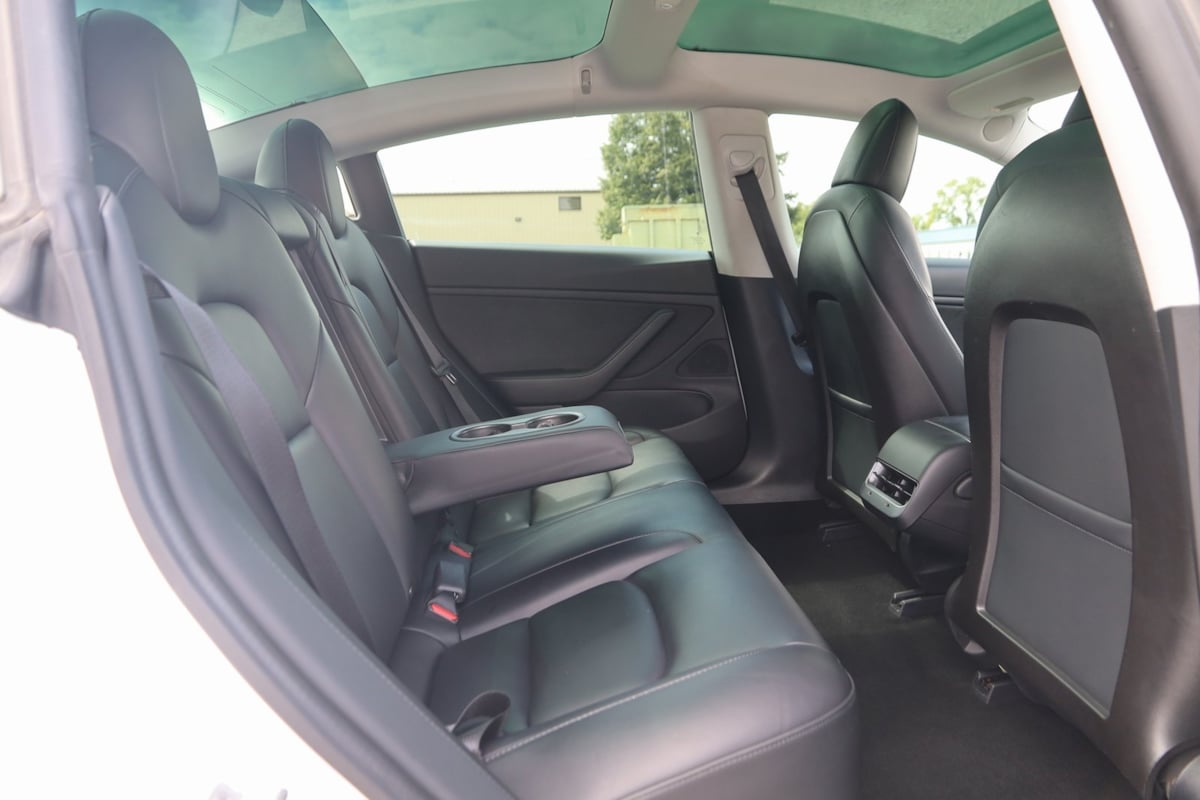 2020 Tesla Model 3 Long Range photo 8