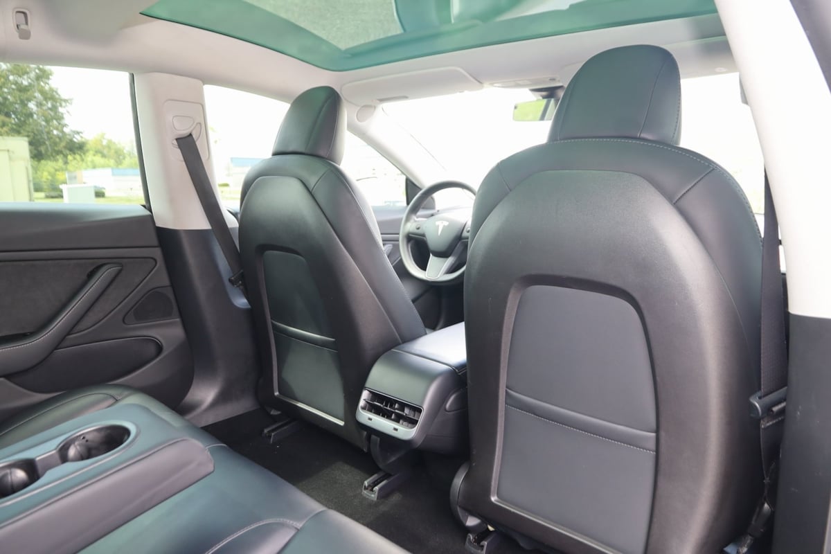 2020 Tesla Model 3 Long Range photo 9