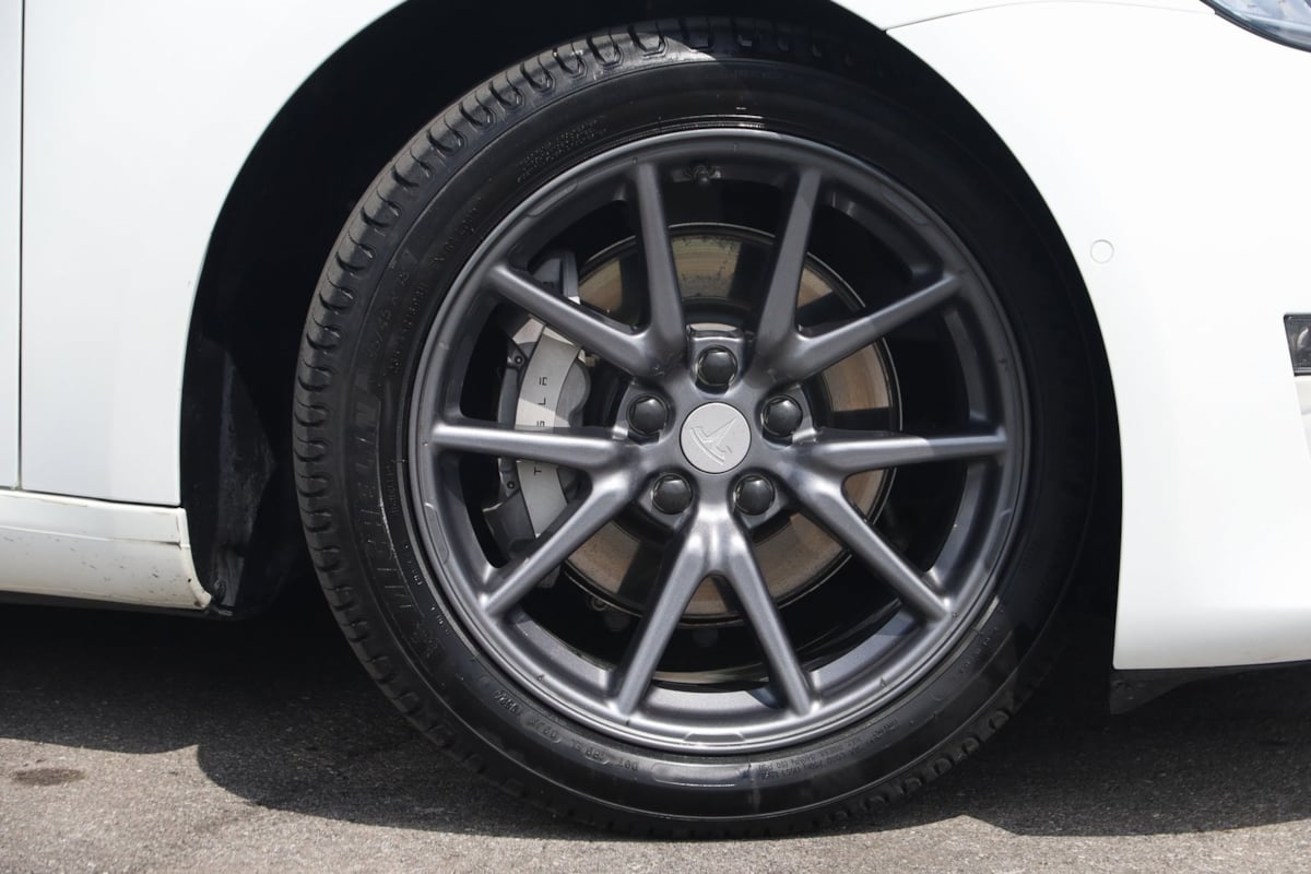 2020 Tesla Model 3 Long Range photo 10