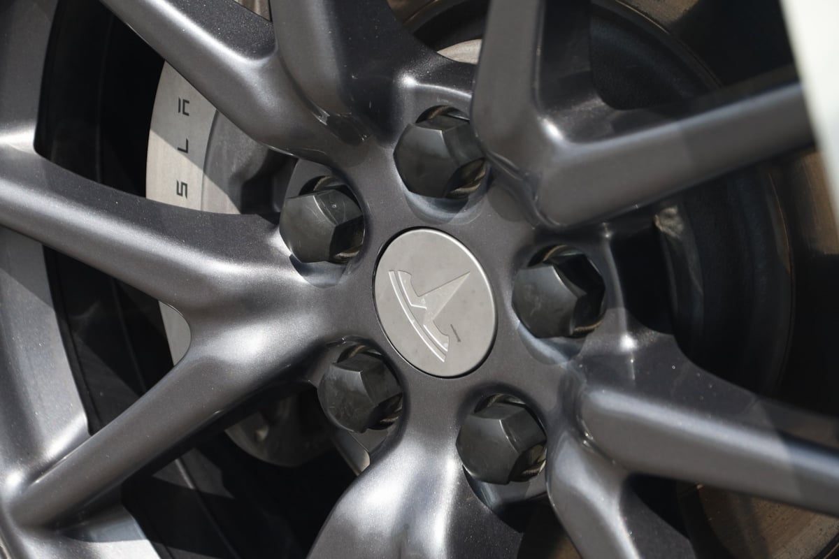2020 Tesla Model 3 Long Range photo 11