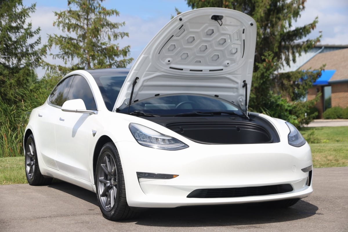 2020 Tesla Model 3 Long Range photo 14