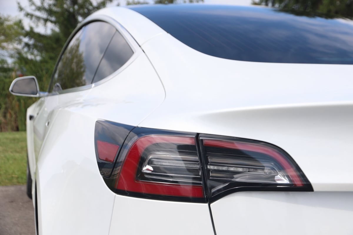 2020 Tesla Model 3 Long Range photo 22