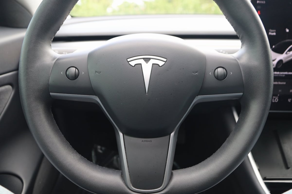 2020 Tesla Model 3 Long Range photo 36