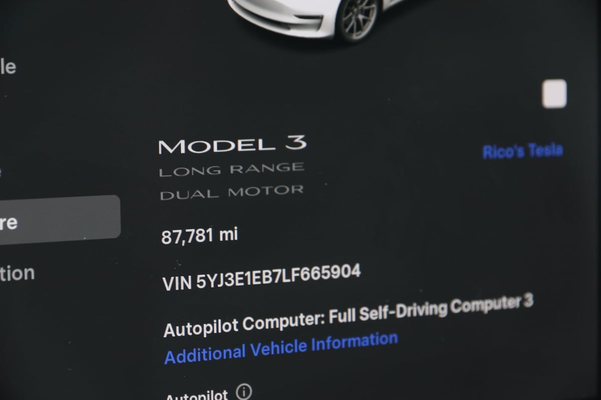 2020 Tesla Model 3 Long Range photo 37