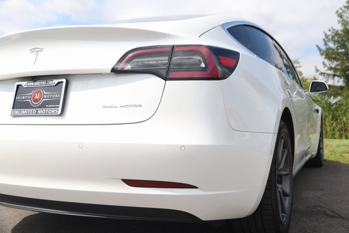2020 Tesla Model 3 Long Range photo 49