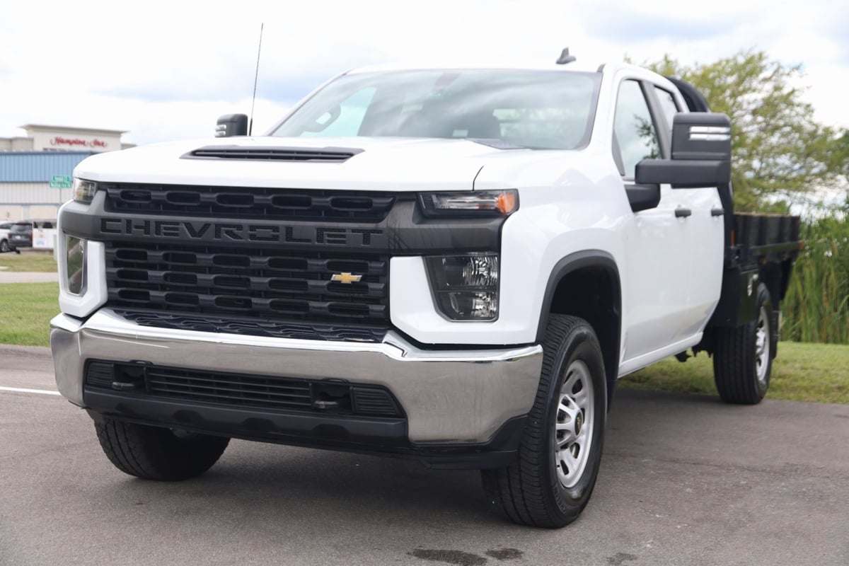 2023 Chevrolet Silverado 3500HD Work Truck photo 2