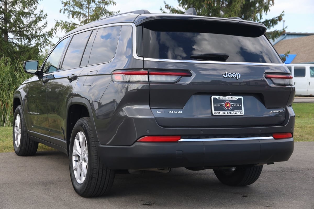 2021 Jeep Grand Cherokee Limited photo 3