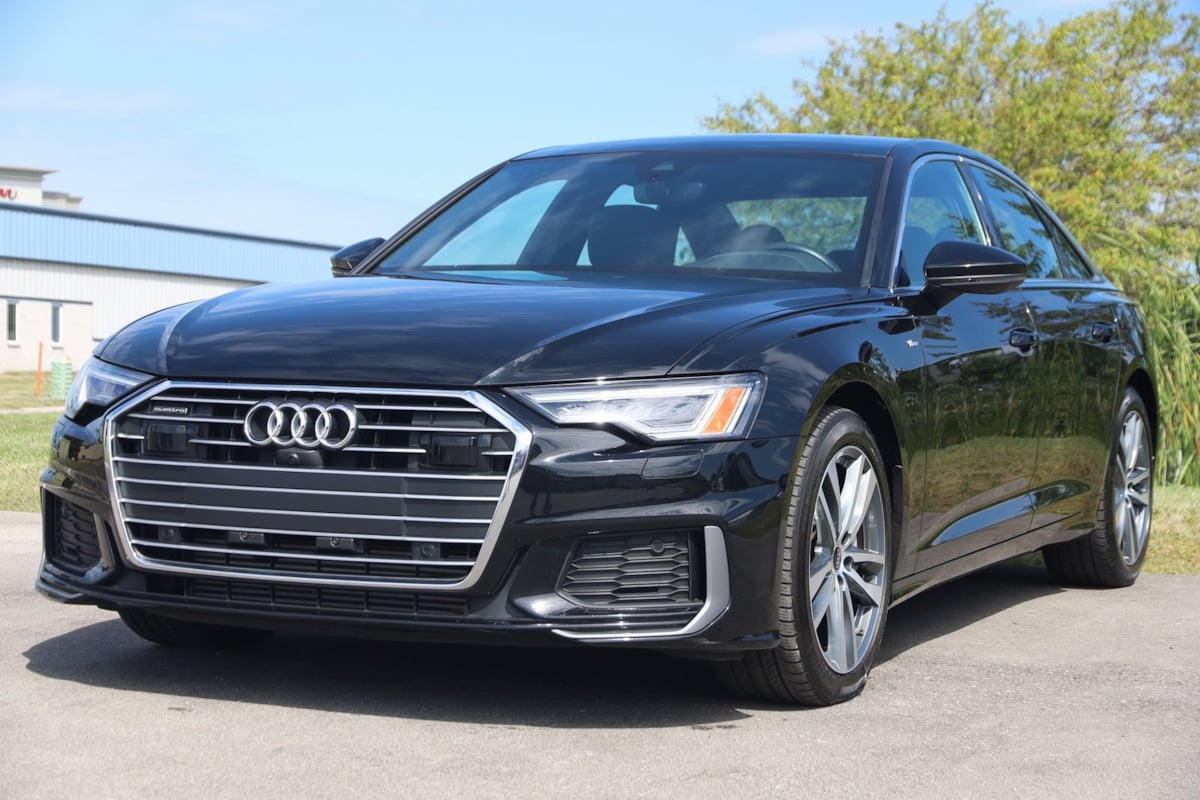 2022 Audi A6 Quattro Premium Plus photo 4