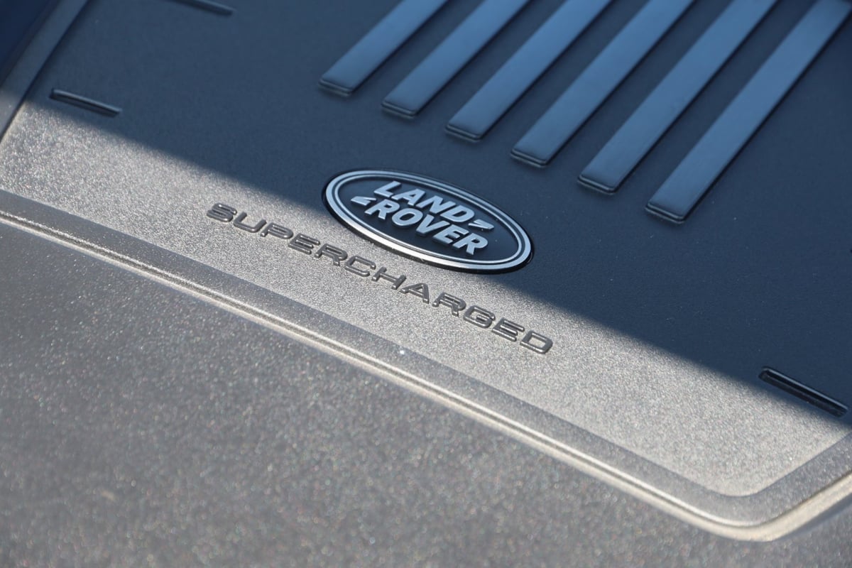 2020 Land Rover Range Rover Velar R-Dynamic HSE photo 13