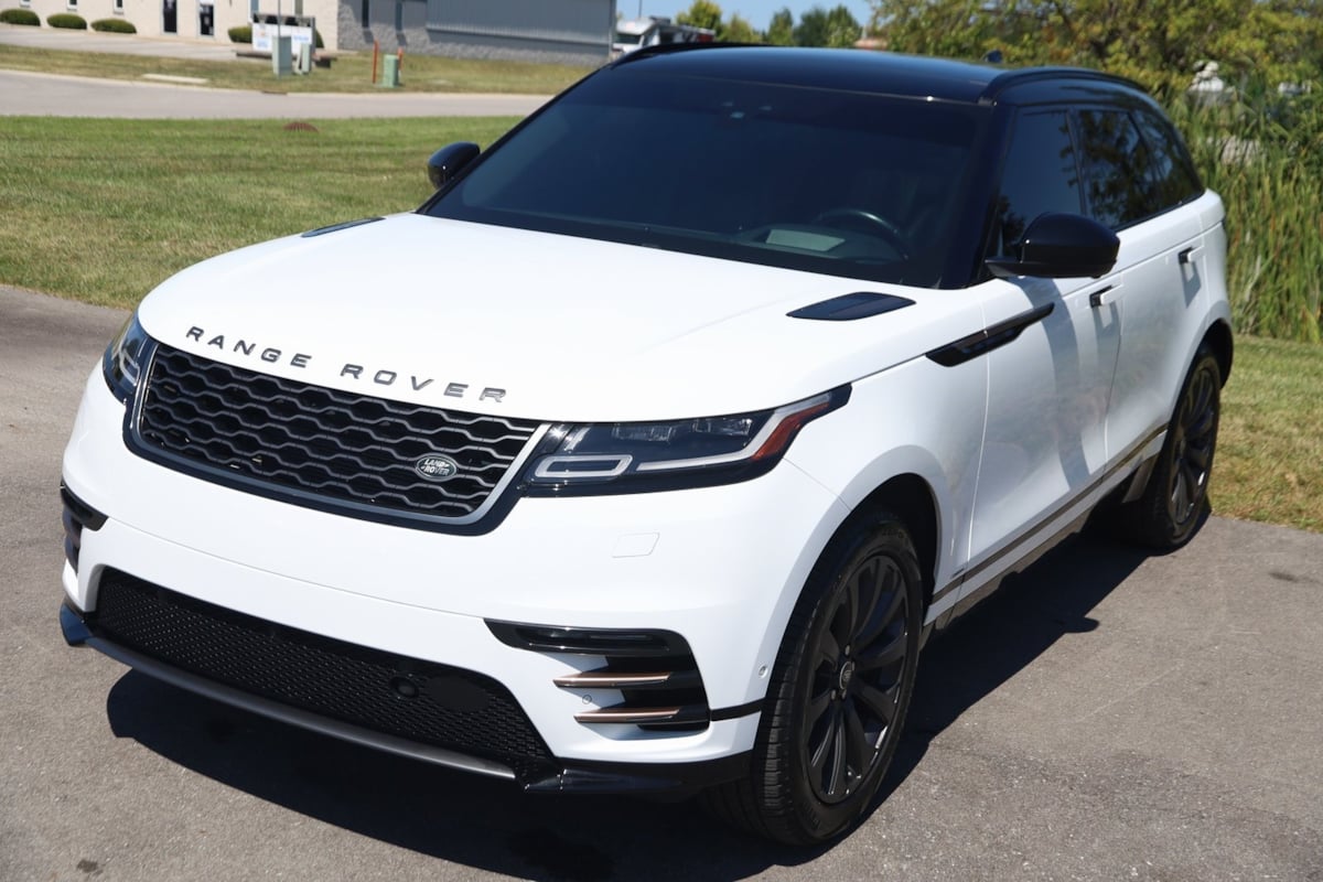 2020 Land Rover Range Rover Velar R-Dynamic HSE photo 15
