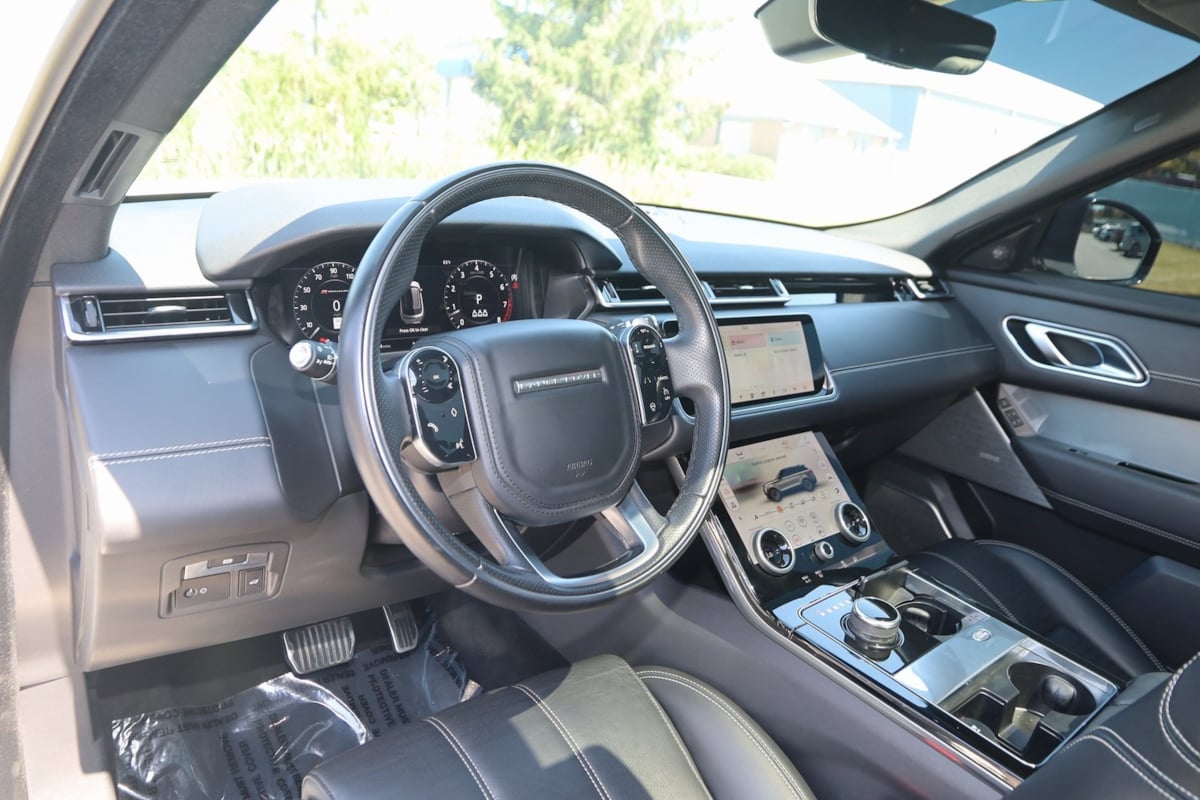 2020 Land Rover Range Rover Velar R-Dynamic HSE photo 21