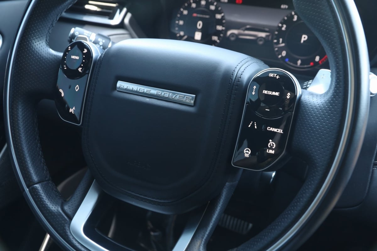 2020 Land Rover Range Rover Velar R-Dynamic HSE photo 37