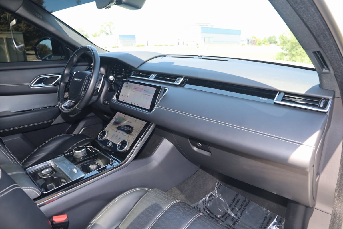 2020 Land Rover Range Rover Velar R-Dynamic HSE photo 45