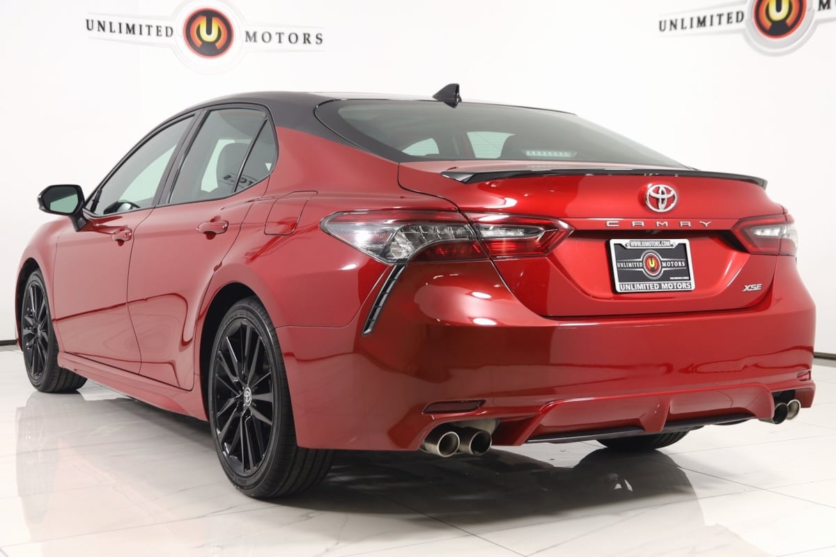 2023 Toyota Camry XSE photo 3