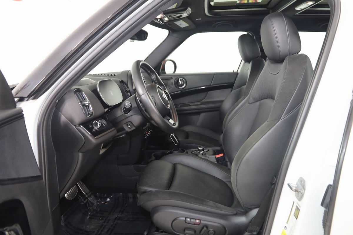 2023 Mini Countryman John Cooper Works Iconic photo 8