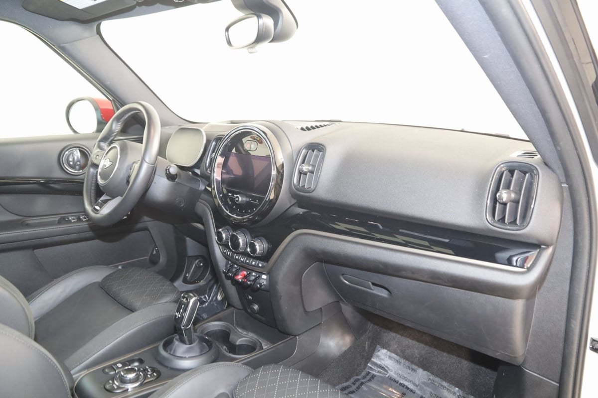 2023 Mini Countryman John Cooper Works Iconic photo 54