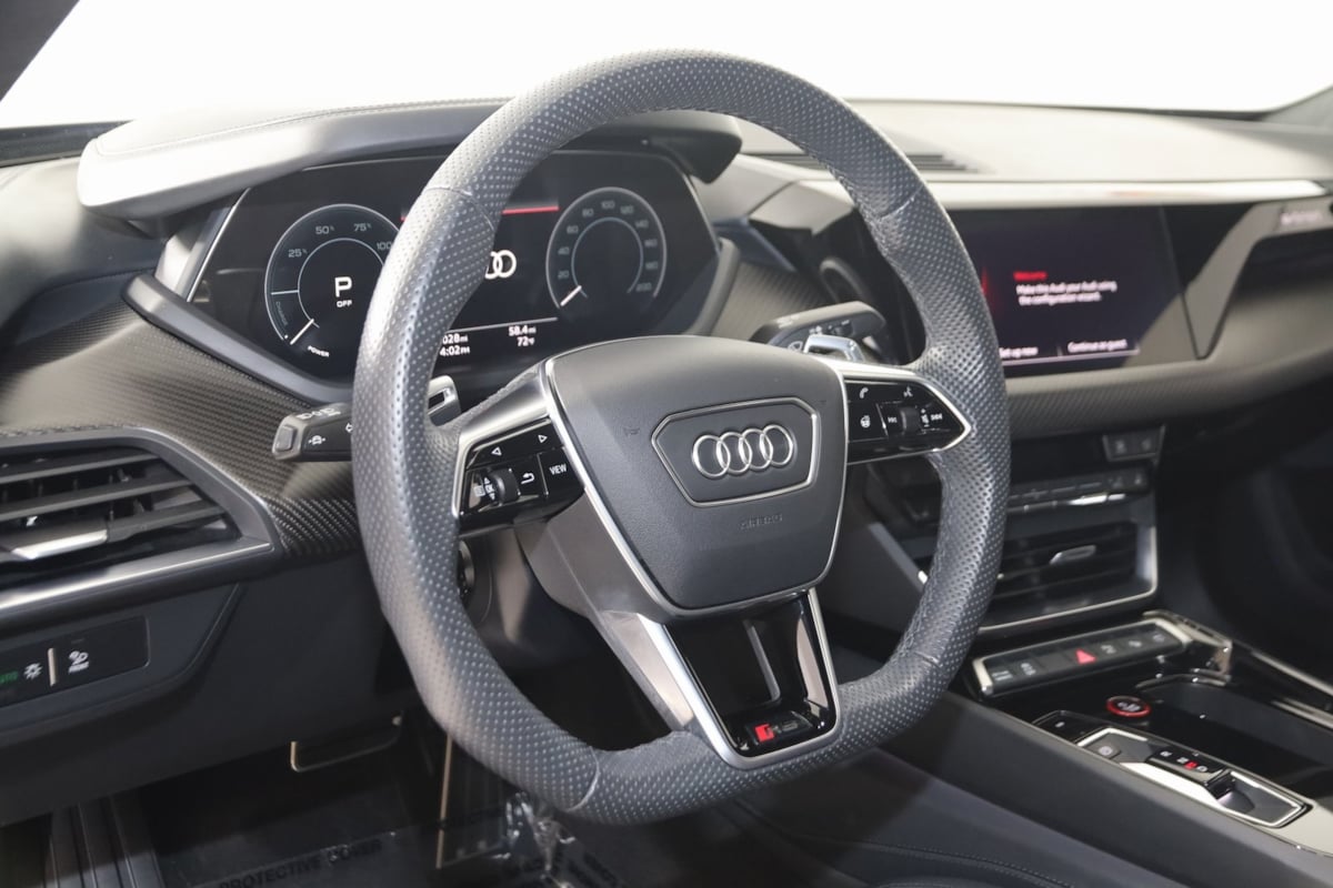 2024 Audi RS e-tron GT Base photo 4