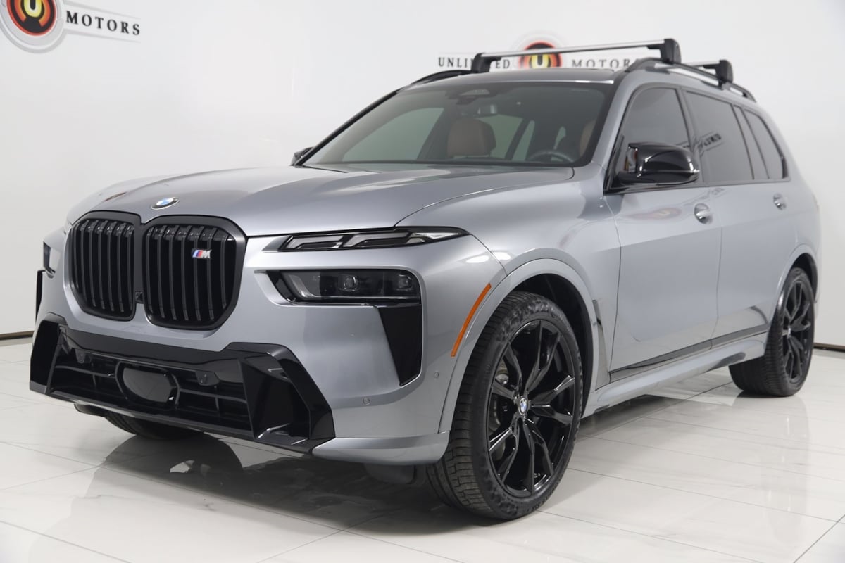2025 Bmw X7 M60i photo 2