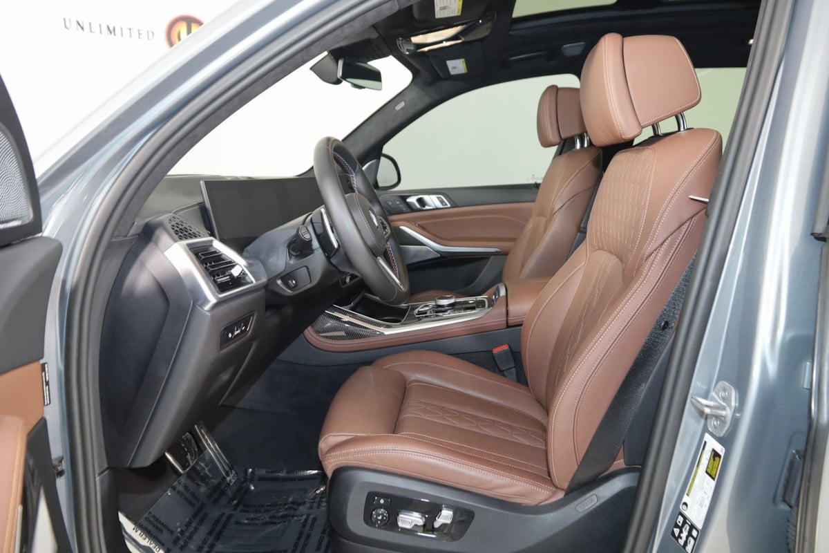 2025 Bmw X7 M60i photo 7