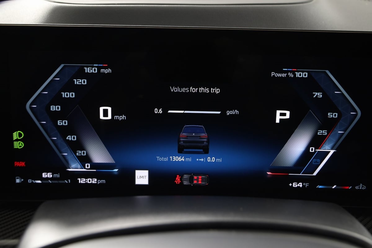 2025 Bmw X7 M60i photo 18