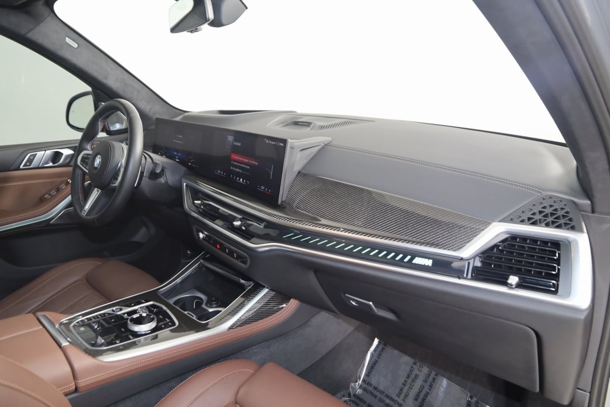 2025 Bmw X7 M60i photo 52
