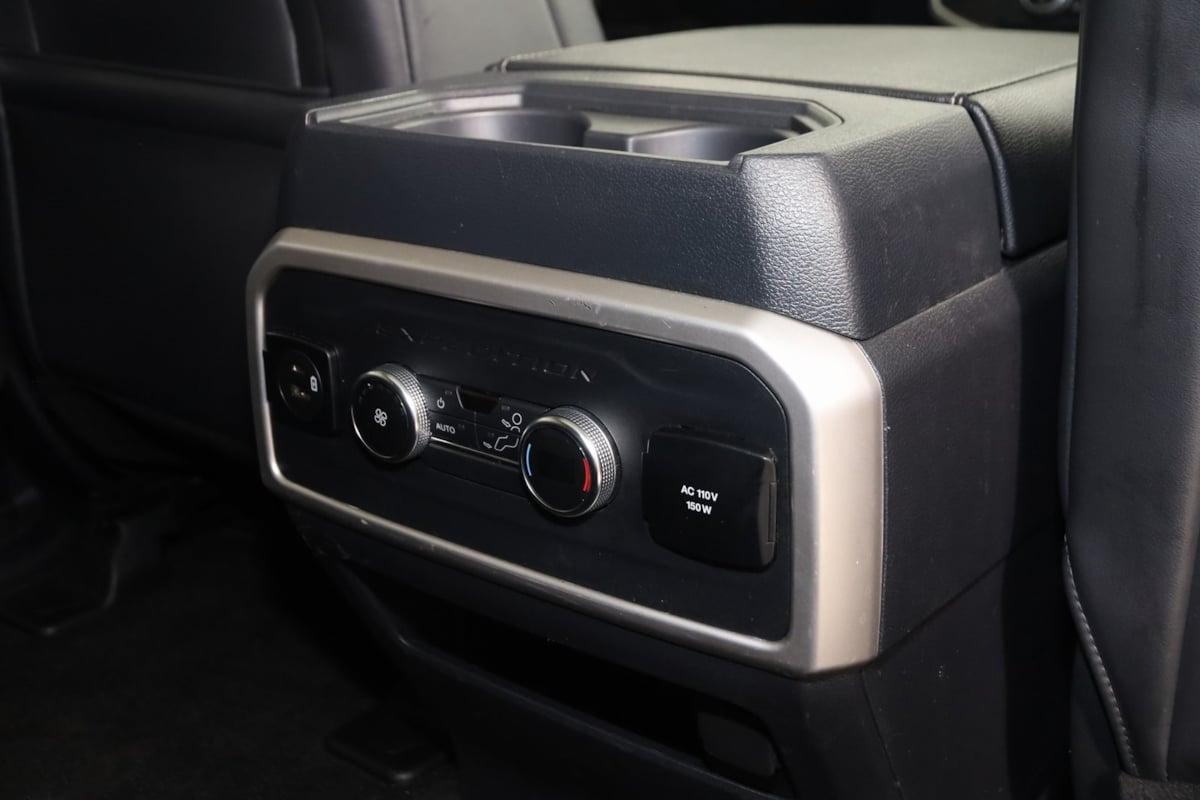 2022 Ford Expedition MAX XLT photo 14