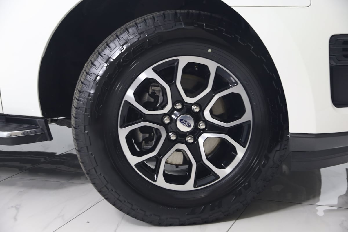 2022 Ford Expedition MAX XLT photo 15