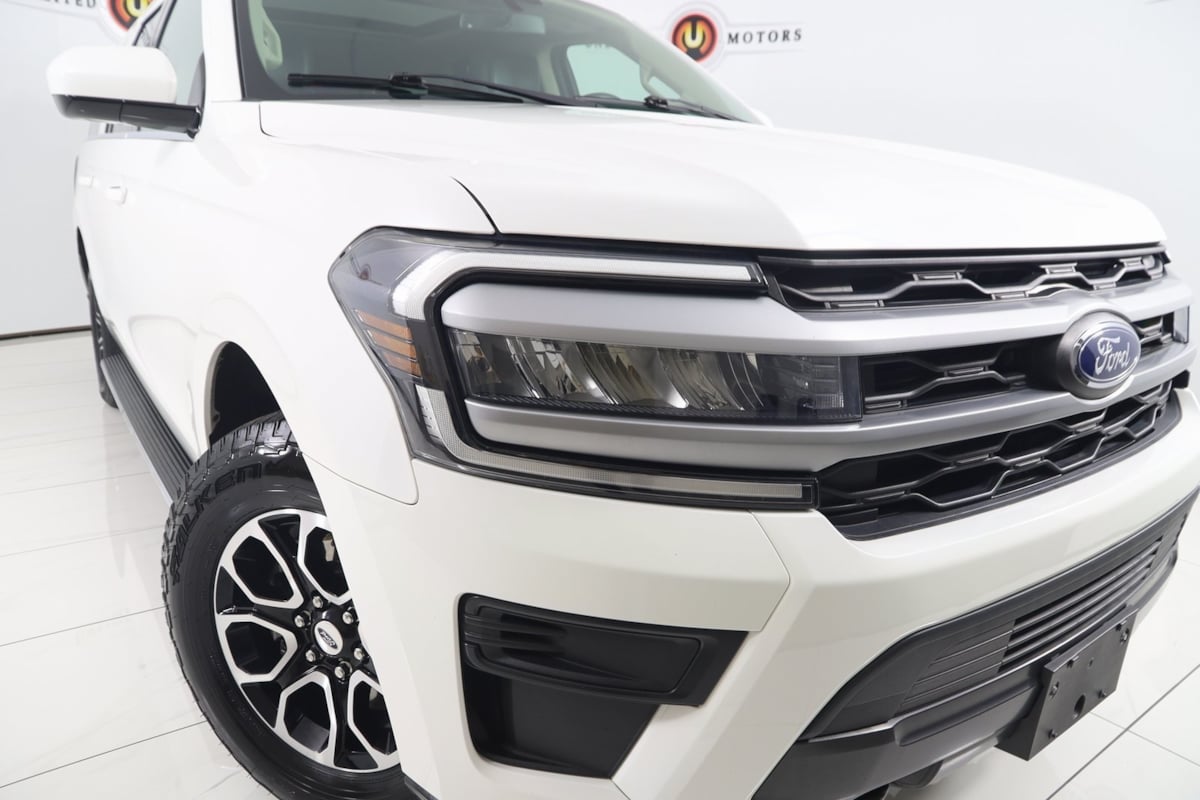 2022 Ford Expedition MAX XLT photo 18