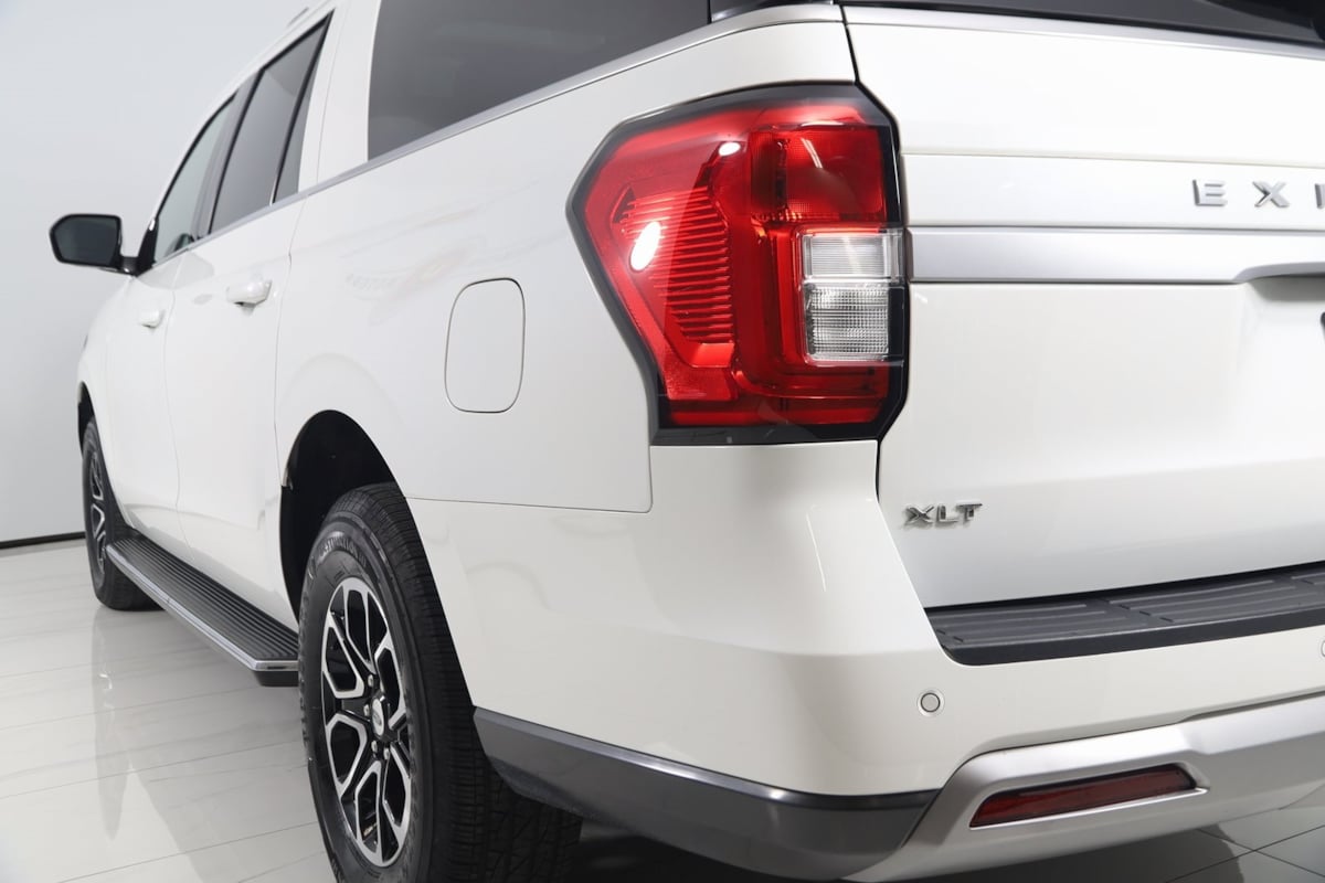 2022 Ford Expedition MAX XLT photo 25