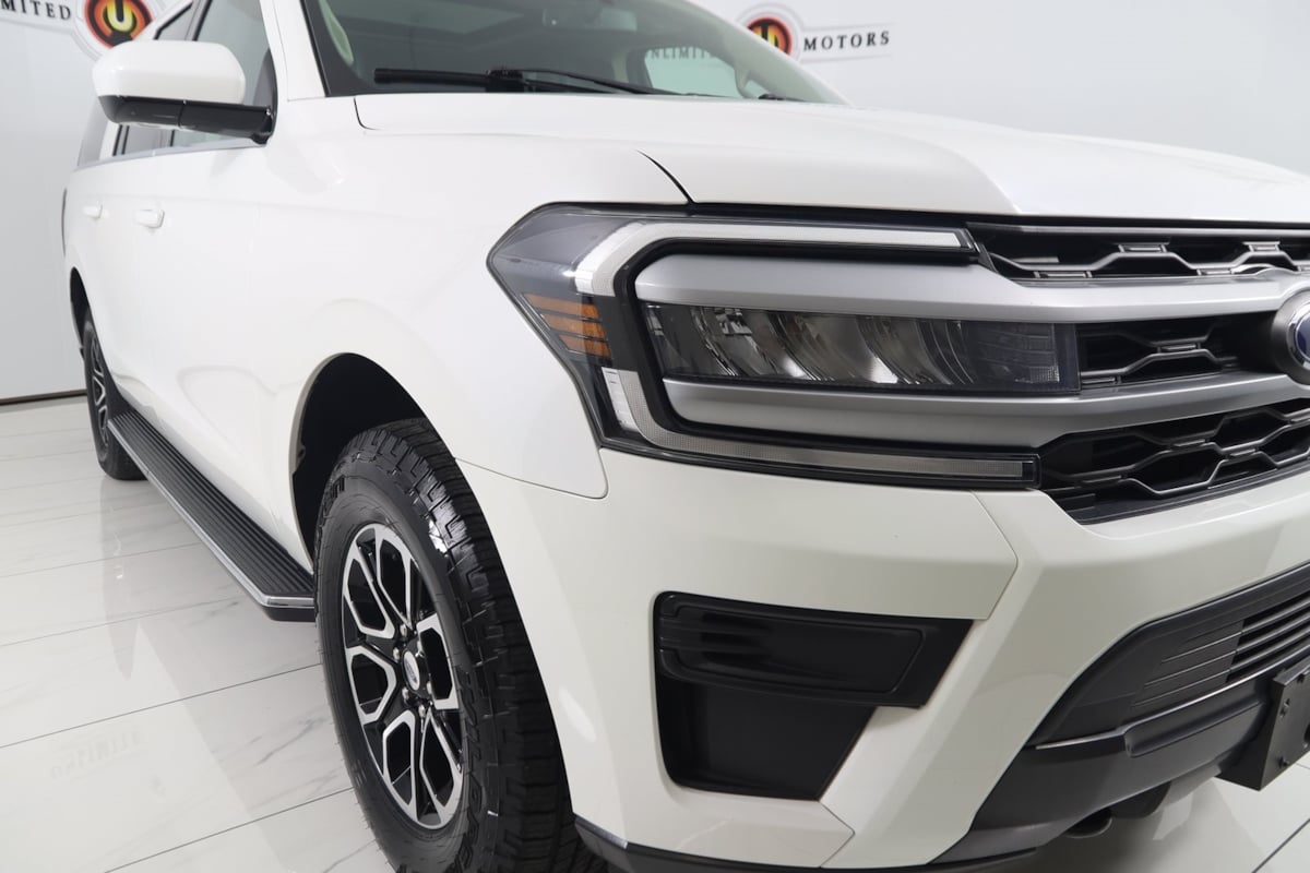 2022 Ford Expedition MAX XLT photo 46