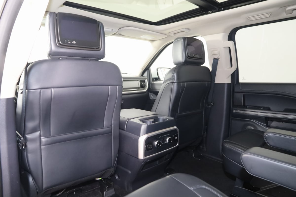 2022 Ford Expedition MAX XLT photo 57