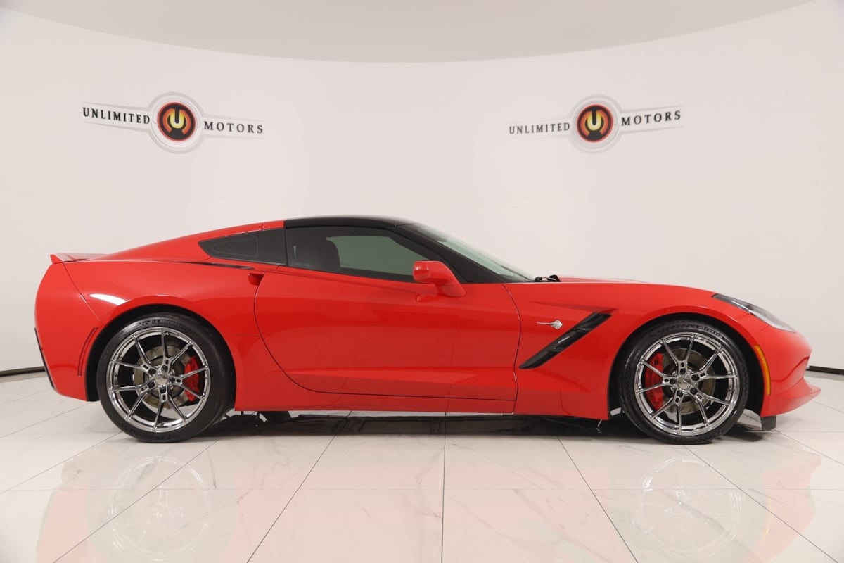 2014 Chevrolet Corvette Stingray Z51 2LT photo 2