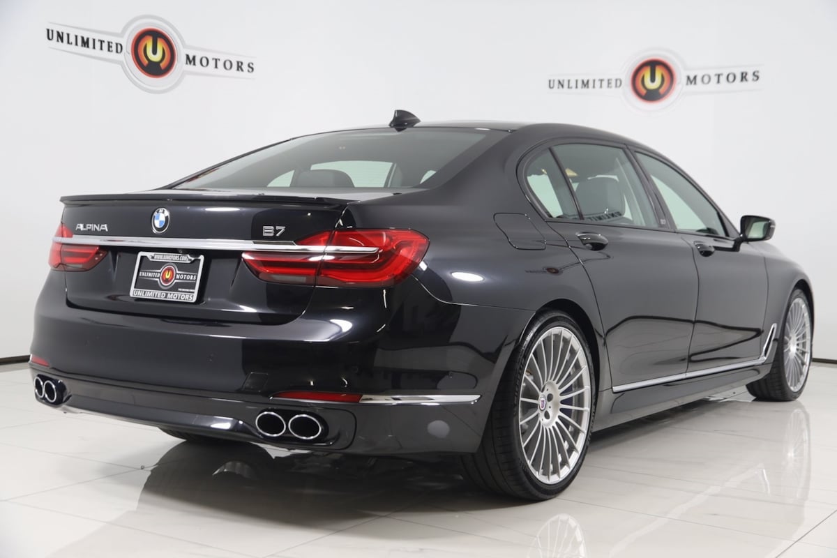 2018 Bmw 750i / B7 xDrive Sedan photo 2